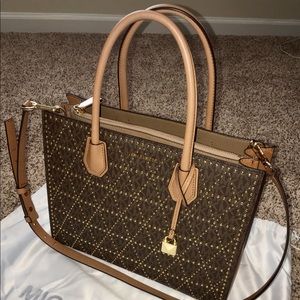 New Micheal Kors Mercer Stud Grommet Studio Brown